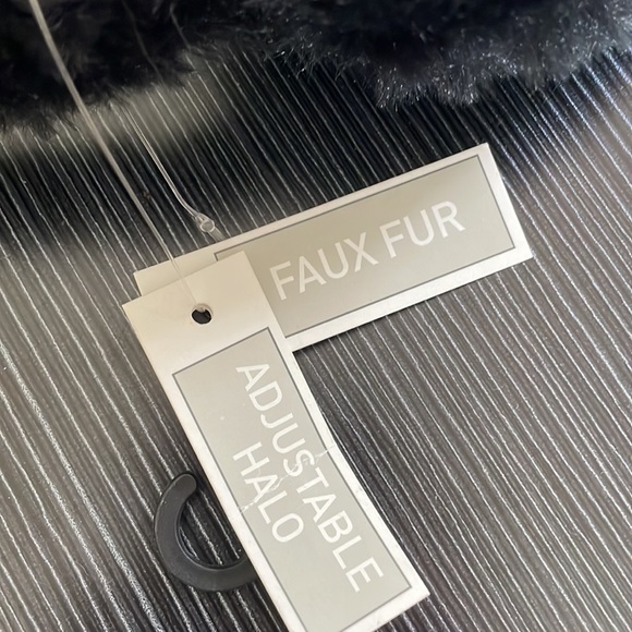 Woman's ear muffs - Picture 2 of 2